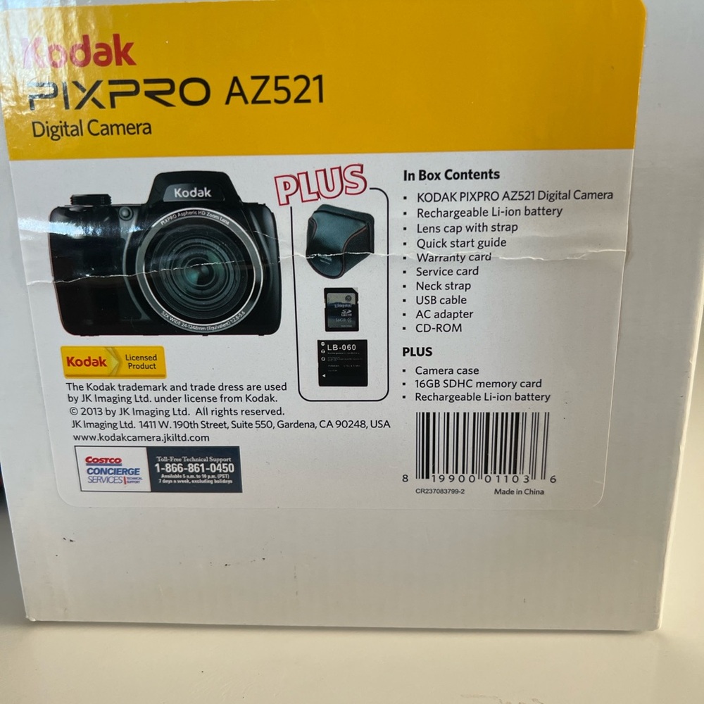 Excellent Condition - Kodak Digital Camera with Powerful Zoom and DSLR Styling